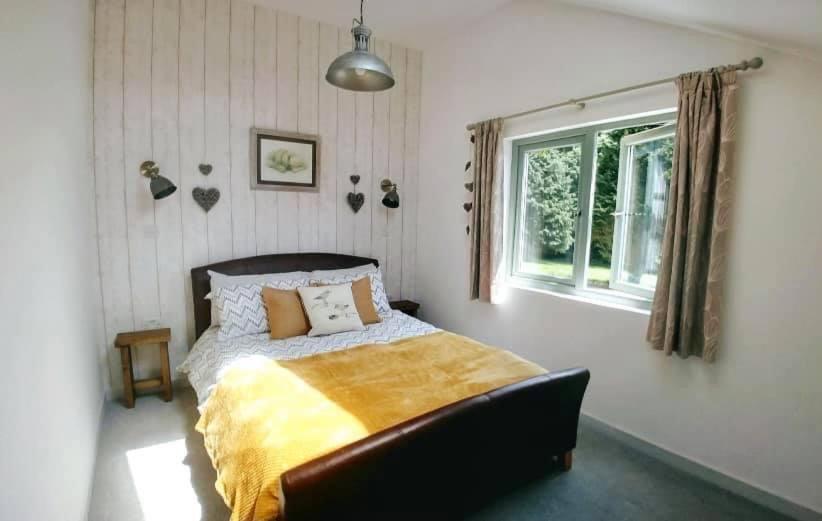 Holiday home Bream Barn - Sea View, Woodburner, Easy Walk To The Beach, Parking, Full Kitchen