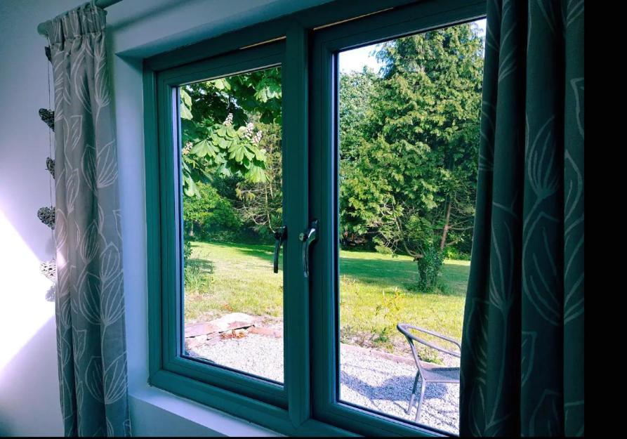 Bream Barn - Sea View, Woodburner, Easy Walk To The Beach, Parking, Full Kitchen