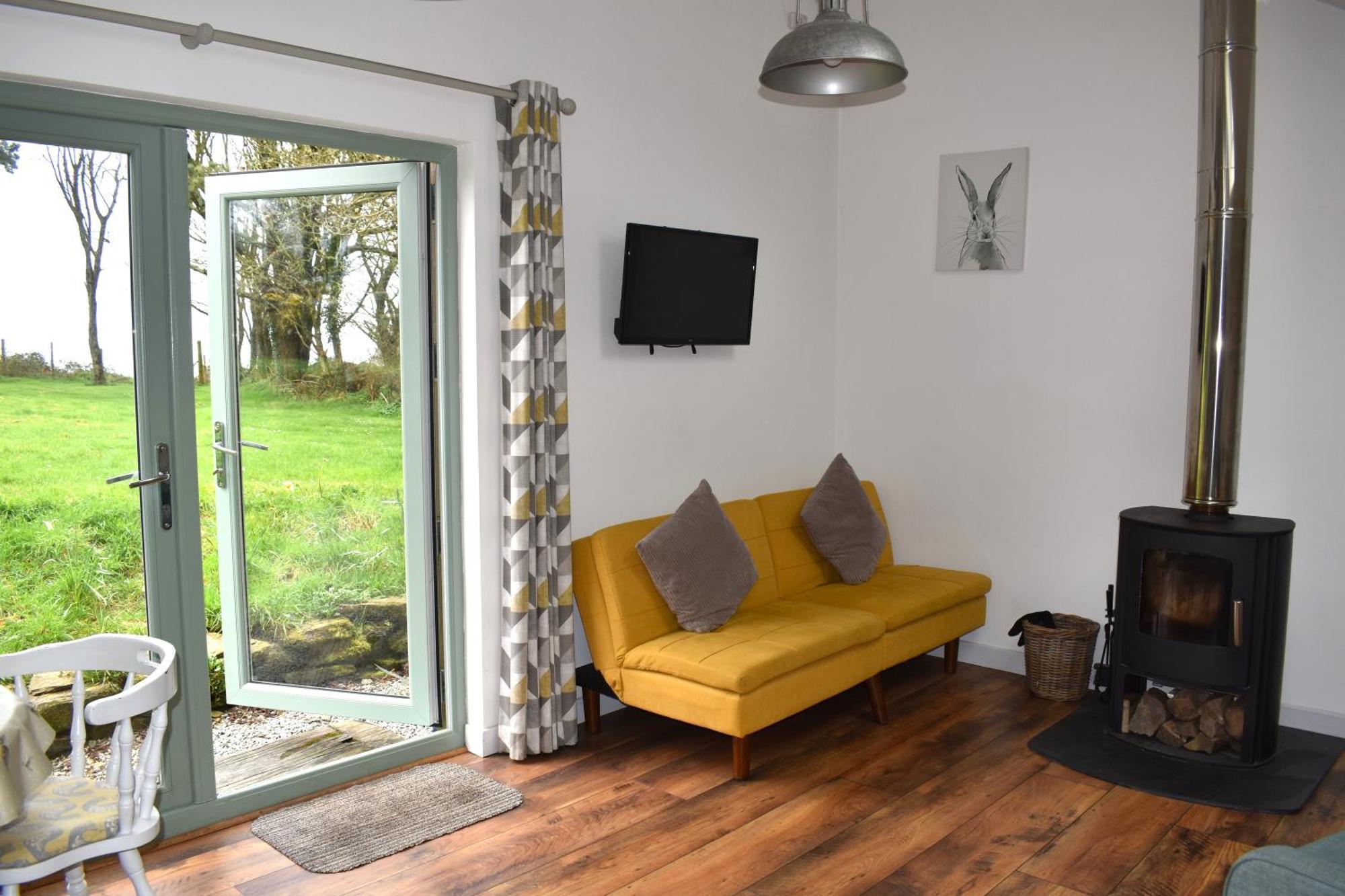 Bream Barn - Sea View, Woodburner, Easy Walk To The Beach, Parking, Full Kitchen Falmouth