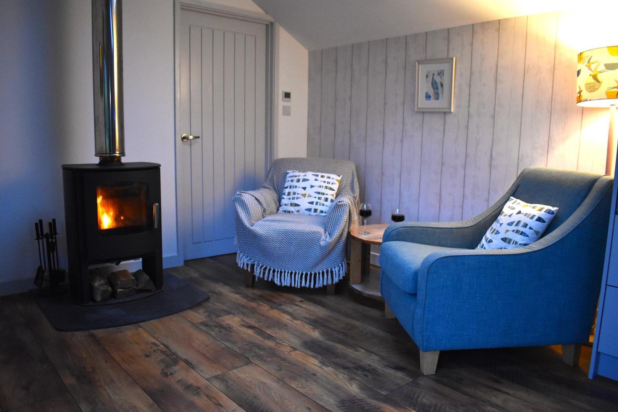 Bream Barn - Sea View, Woodburner, Easy Walk To The Beach, Parking, Full Kitchen Holiday home *